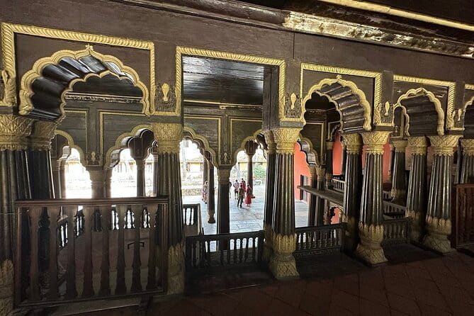 Old Bangalore Historical Walk thro Palace, Temples, Fort & Market - Tipu Sultan’s Summer Palace: wood, shade, and royal ambition