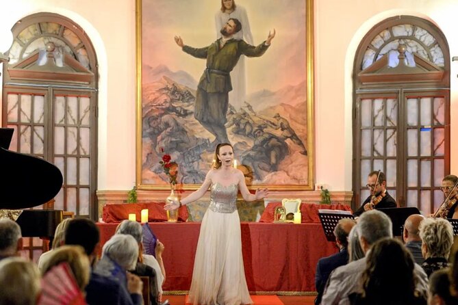 Opera Concert in Verona Palace with Prosecco - A Verona opera night without the opera-house fuss