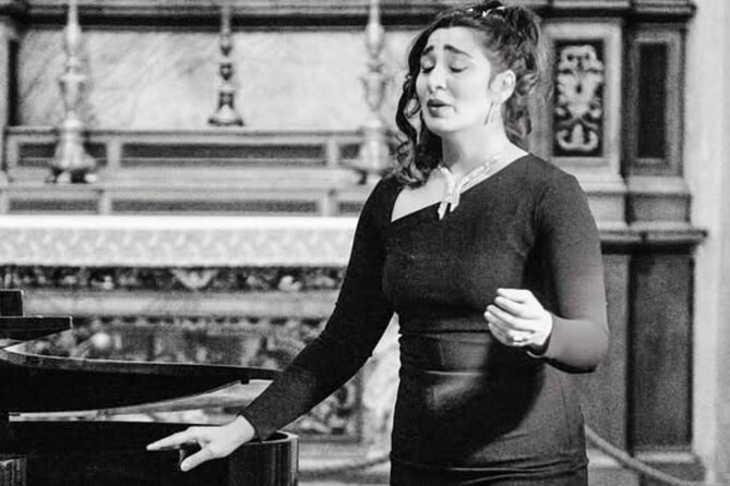 Opera Concert in Verona Palace with Prosecco - Understanding the $77 price
