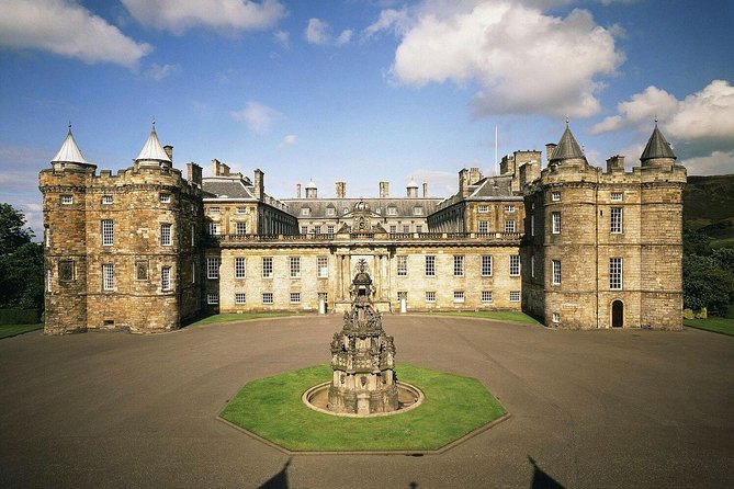Palace of Holyroodhouse Admission Ticket - Mary Queen of Scots and the rooms of royal trouble