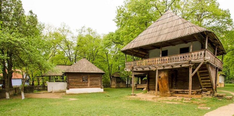 Palace of the Parliament, Village Museum & Ceaușescu Mansion - How good is the $45 value?