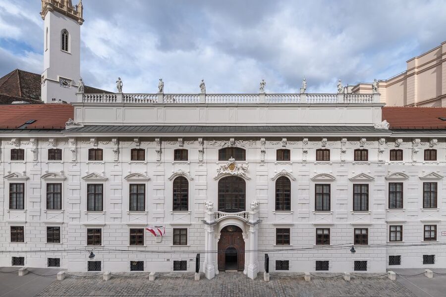Palais Lobkowitz Audio Guide Tour - Key points to know before you go