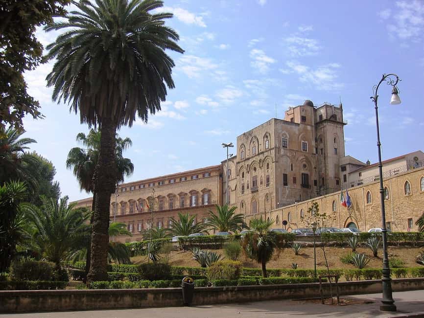 Palatine Chapel & Norman Palace Tour in Palermo with ticket - The Palatine Chapel and its gold mosaics