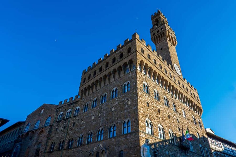 Palazzo Vecchio: Magnificent Private Tour - The Medici apartments, chapel, and bedroom