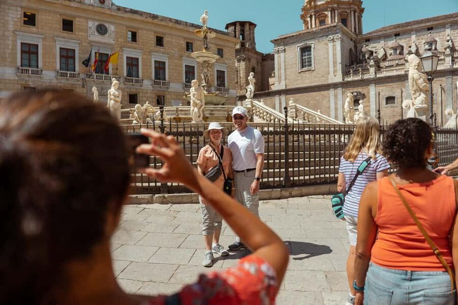 Palermo: City & Palazzo dei Normanni Guided Walking Tour - Meeting the Norman Palace at Piazza del Parlamento