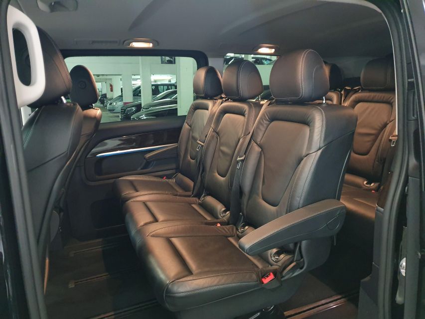 PARIS: Private transfer Château Versailles van 7 people 4H - Pickup in Paris: Convenient, But Confirm the Details
