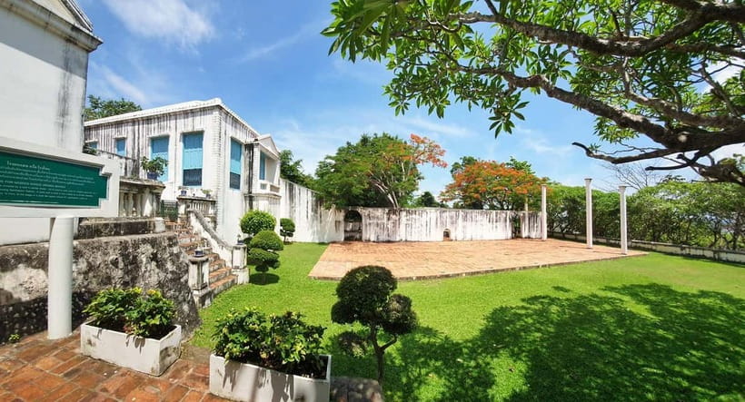 Petchaburi Temples & Royal Palace - small Join Group Tour - Key things to know before you book