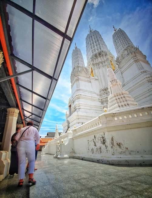 Petchaburi Temples & Royal Palace - small Join Group Tour - Why Phetchaburi makes a strong day trip