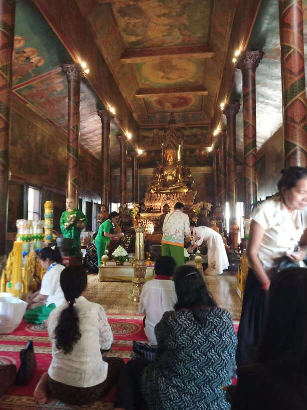 Phnom Penh: Royal Palace, S21, Killing Fields & More Tour - Key details before you book