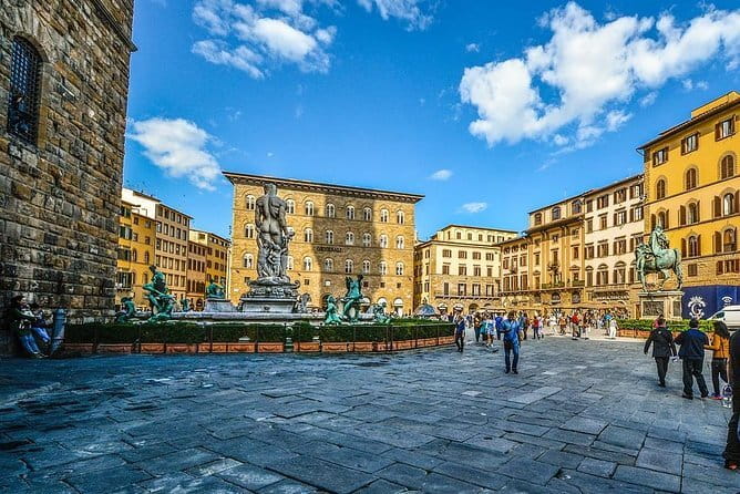 Pitti Palace and Boboli Gardens Private Tour - Why A Private Guide Adds Value