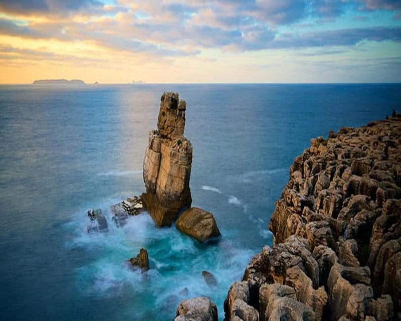 Portugal Hidden Gems: Berlenga, Peniche & Royal Palace Mafra - Leaving Lisbon in a private car