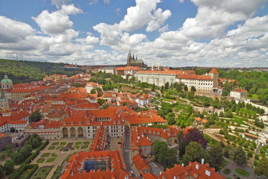 Prague: Prague Castle and Lobkowicz Palace Entry Tickets - St. Vitus Cathedral, Prague’s great interior