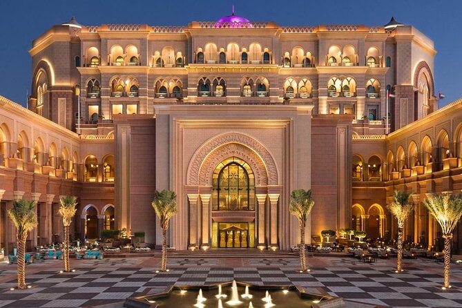 Private Abu Dhabi City Tour with Grand Mosque and Palace Visit - The guide can make or break a long private day