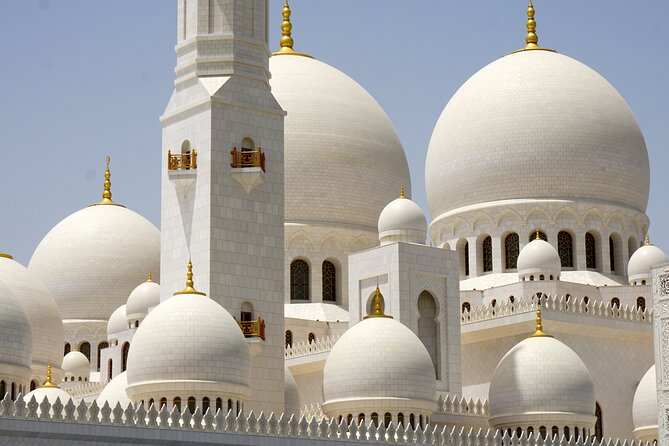 Private Full Day Tour Abu Dhabi City, Grand Mosque & Palace - Abu Dhabi Corniche and Emirates Palace by road