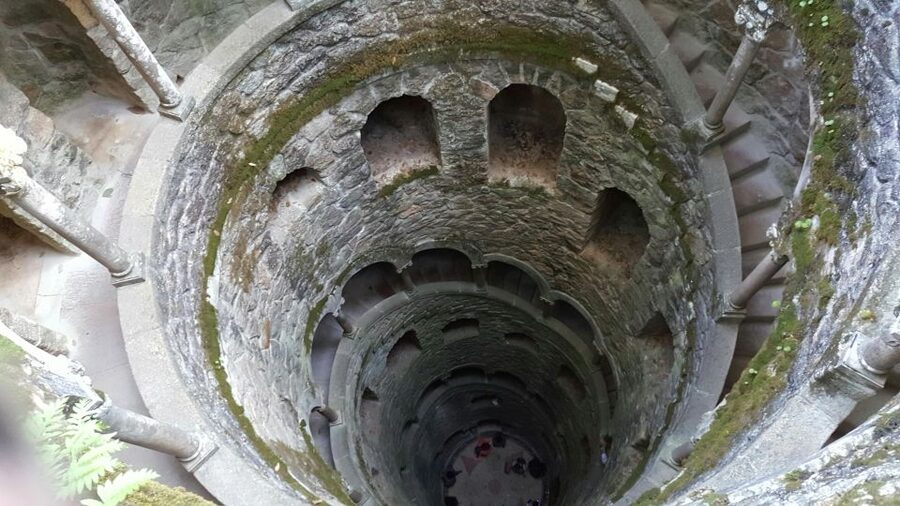 Private Half Day tour Sintra Pena Palace & Initiantion Well - Is $103 per person good value?