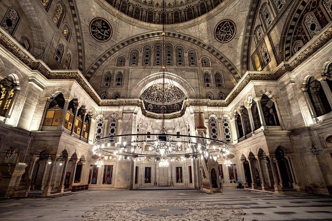 Private Istanbul Sightseeing Tour - Beneath the streets at Basilica Cistern