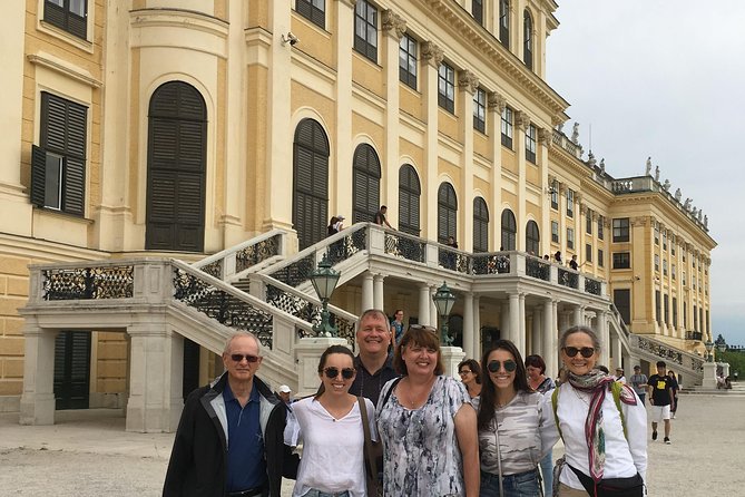 Private Schönbrunn Palace and Gardens Tour - What the private format adds