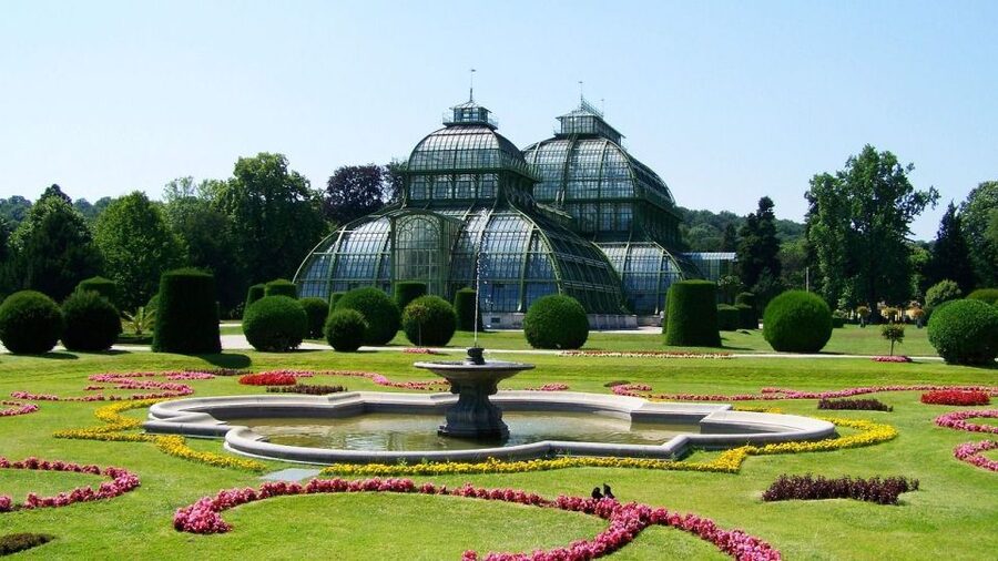 Private Schönbrunn Palace Tour: Entrance included - Why Schönbrunn deserves a place in your Vienna plans