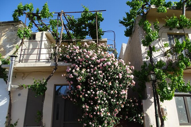 Private Tour-Knossos Palace Zeus Cave&Olive Oil Mill from Elounda - Coffee, raki and conversation in Lasithi Mesa