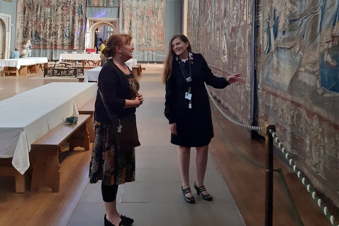 Private tour with an accredited expert guide Hampton Court Palace - Price, group size, and overall value