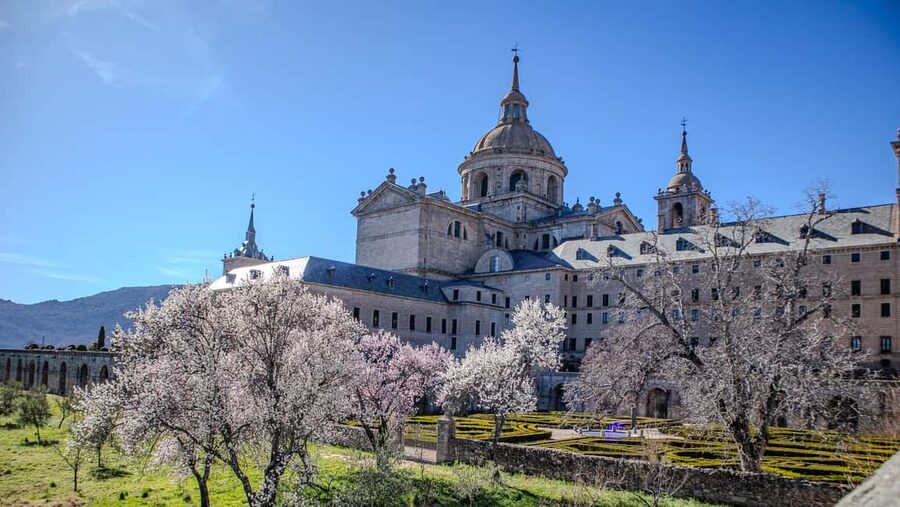 PRIVATE VIP tour: El ESCORIAL Monastery & Palace & Library - Why El Escorial Makes Such a Strong Half-Day Visit