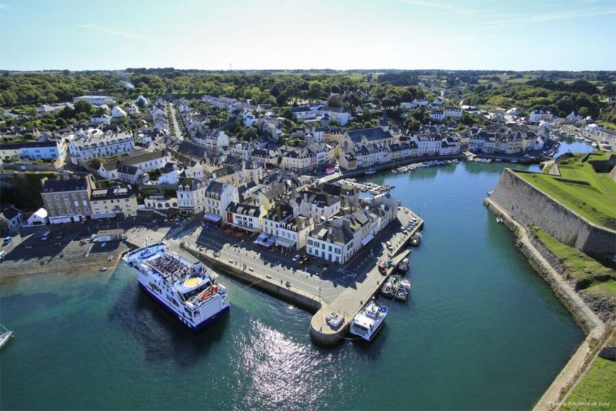 Quiberon: Ferry tickets from/to Belle-Île-en-Mer, Le Palais - What the ticket includes, and what it leaves out