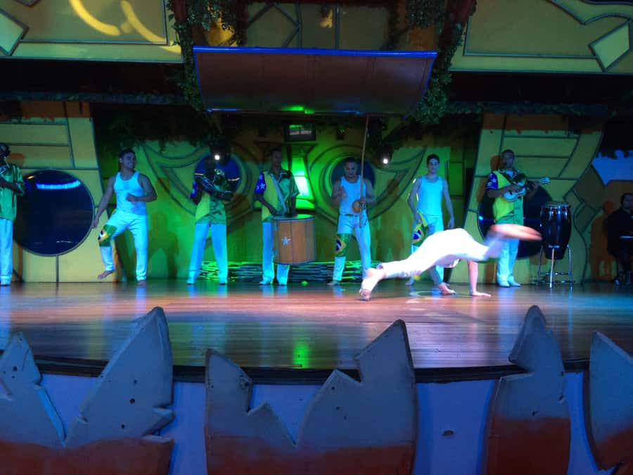 Rafain Palace: Barbecue Dinner Show - Border documents deserve serious attention