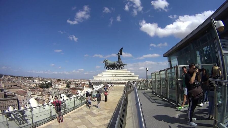 Rome: Vittoriano with Rooftop & Palazzo Venezia Hosted Entry - Hosted entry is not the same as a guided tour