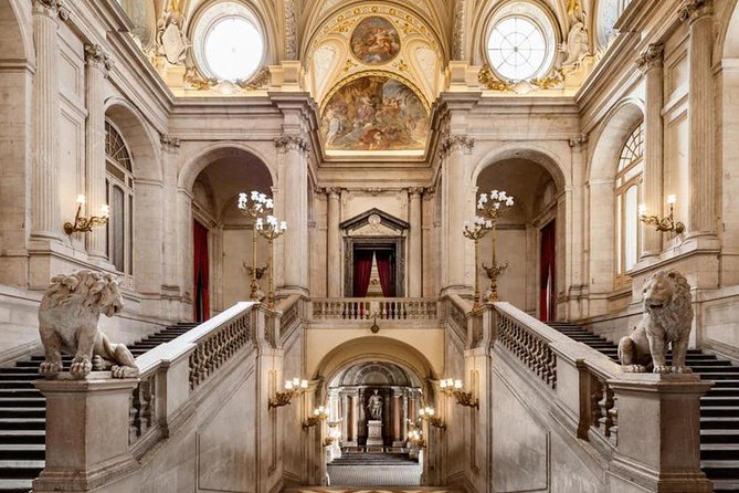 Royal Palace Guided Tour Small Group with Tickets - The guides make or break the visit