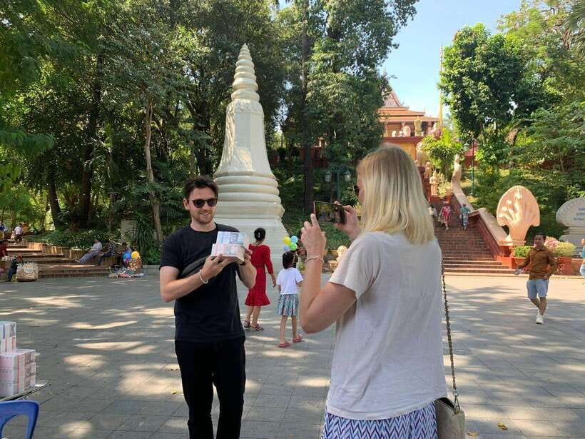 Royal Palace, National Museum & Wat Phnom with Private tour - Air-conditioned transport and simple comforts