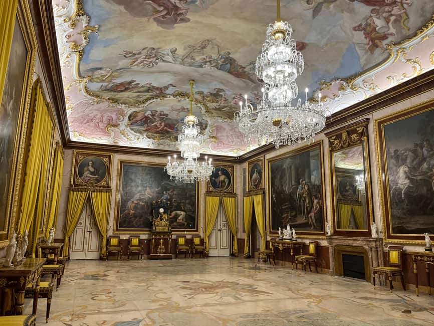 Royal Palace of Aranjuez Small-Group Tour with Entry Ticket - Why Aranjuez Makes a Good Break From Madrid