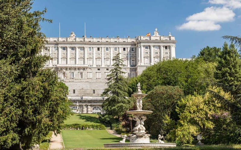Royal Palace of Madrid: Private tour with entrance included - Gasparini Room, state dining, and the Hall of Mirrors
