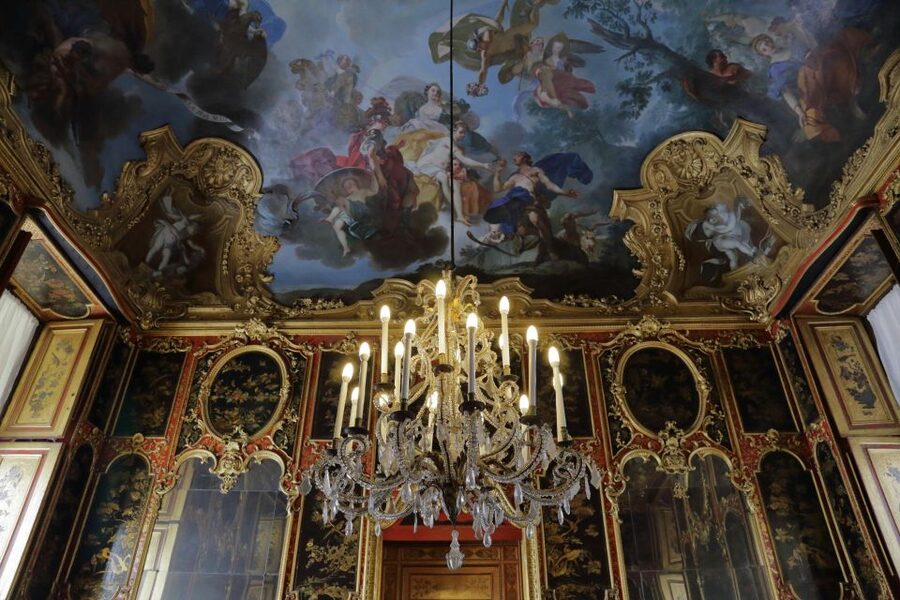Royal Palace of Turin Skip-the-Line Ticket and Guided Tour - The Chapel of the Holy Shroud