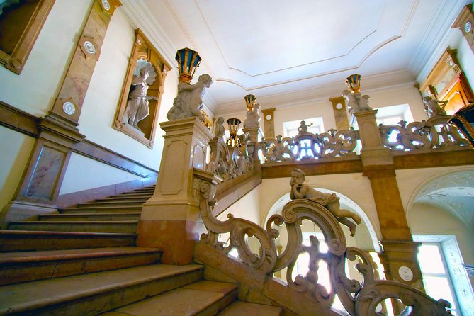 Salzburg: Palace Concert at the Marble Hall of Mirabell Palace - The concert length and evening rhythm