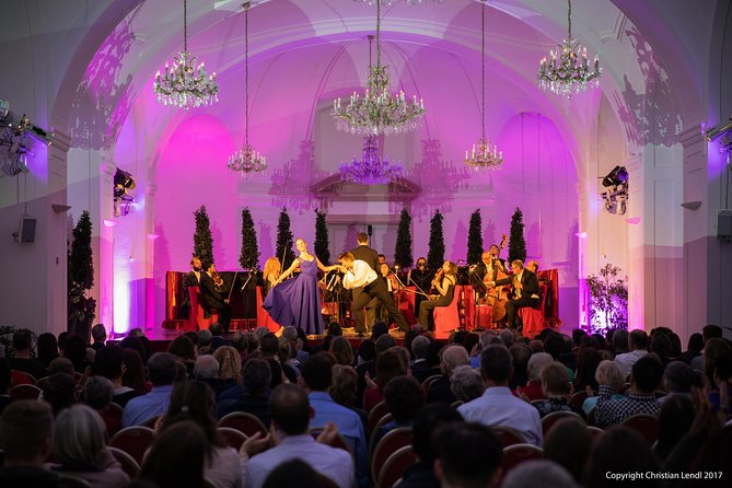 Schönbrunn Palace Concerts in Vienna - Getting there from central Vienna