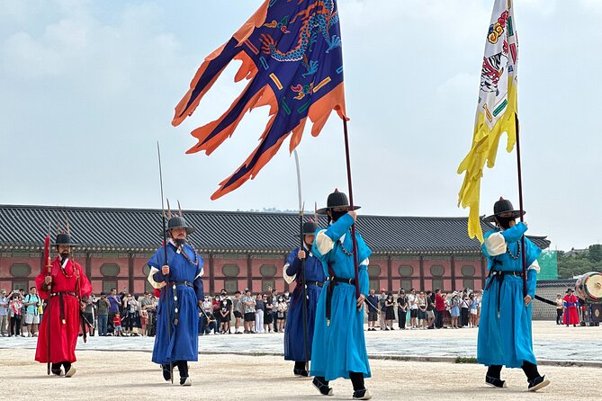 Seoul City Half Day Tour-Gyeongbok Palace Guard Changing Ceremony - Gyeongbokgung Palace and the guard ceremony