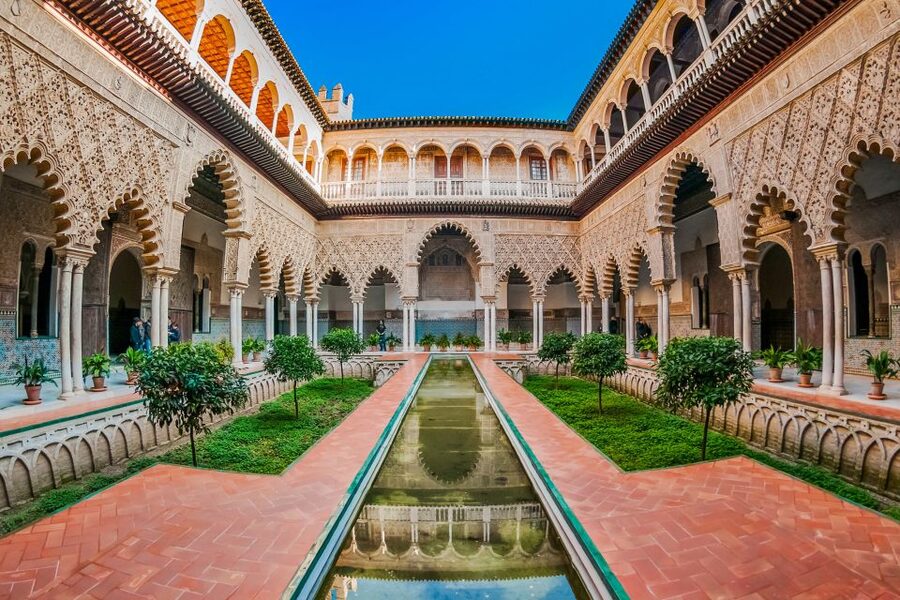 Seville: Alcázar Guided Palace Tour with Priority Access - Game of Thrones locations with a real palace behind them