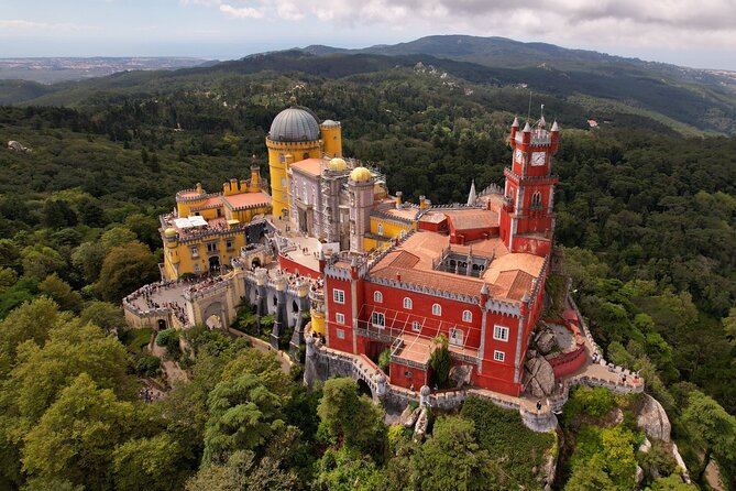 Sintra-Cascais-Pena Palace 8-People Small Group Tour from Lisbon - Sintra’s old town and a pastry from 1862