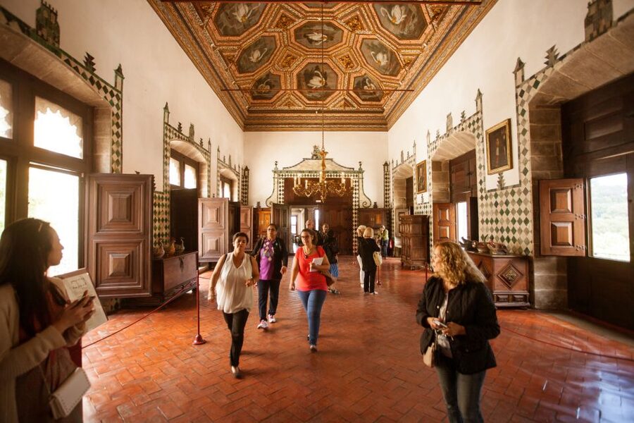Sintra: Half-Day Tour with Royal Palace Ticket - Boca do Inferno and the seasonal coastal plan