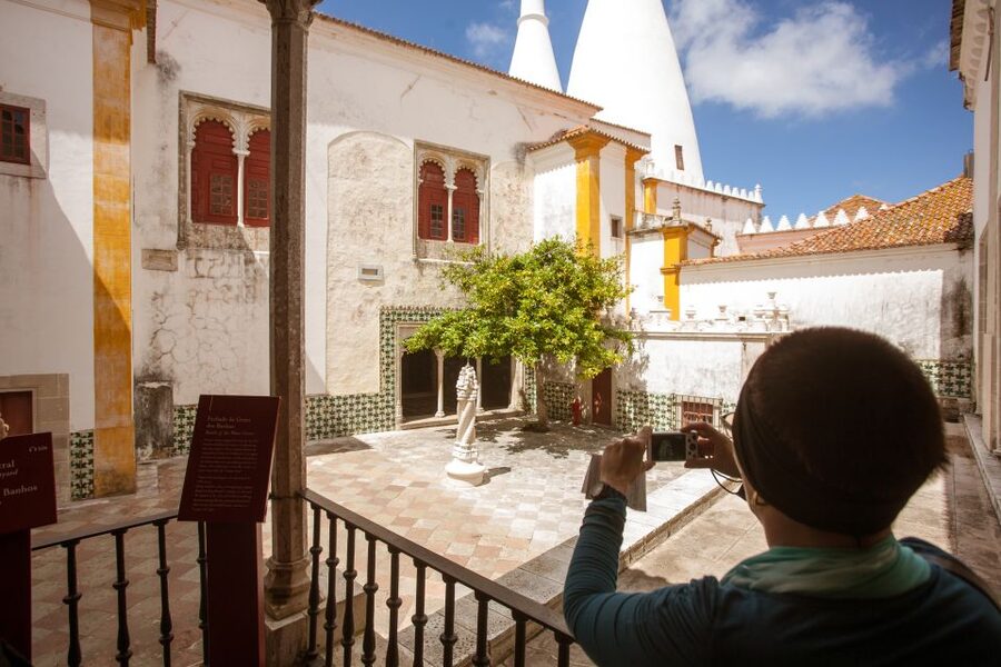 Sintra: National Palace and Gardens Skip-the-Line Ticket - Crowds, access, and the best time to visit