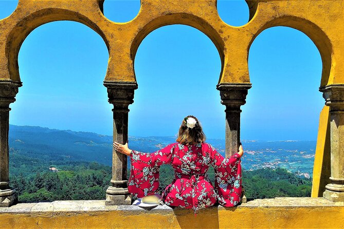 Sintra, Pena Palace, Cabo da Roca and Cascais from Lisbon - Sintra’s historic center: lunch and breathing room