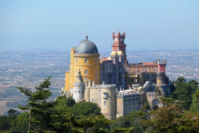 Sintra, Pena Palace, Cabo Roca, Cascais Small Group from Lisbon - A short pause in Sintra’s old village