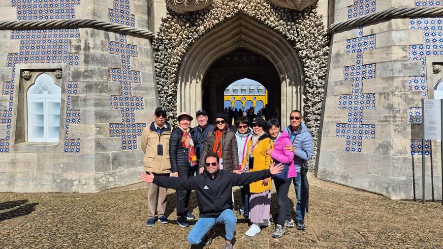 Sintra Small Group: Pena Palace, Moorish Castle & Cascais - Why this small group makes a difference