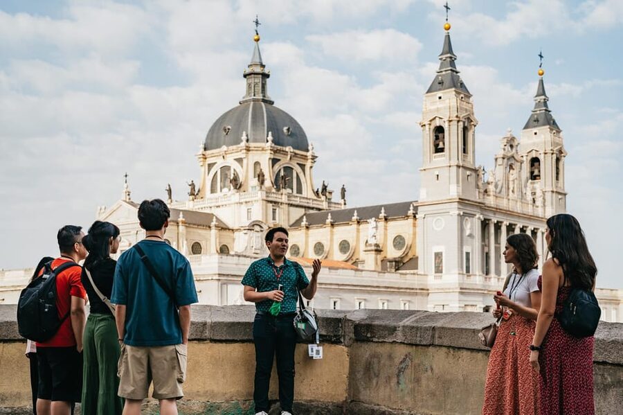 "Skip the line" Royal Palace + Prado Museum - Why this pairing works in Madrid