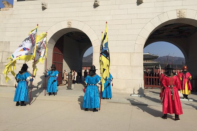 Small-Group Royal Palace and Seoul City Tour (hotel pick-up) - Gwanghwamun Gate and the royal guard ceremony