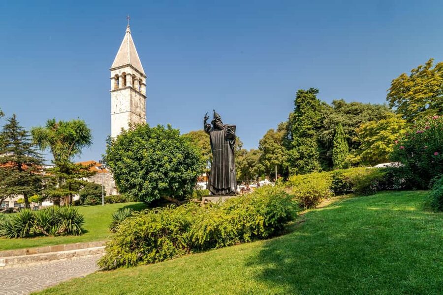 Split: 1.5-Hour Walking Tour and Diocletian's Palace - Inside the palace, where the old city keeps changing