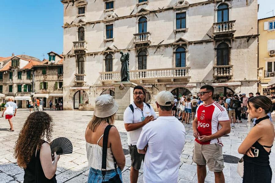 Split: Diocletian Palace & Old Town Guided Walking Tour - The cellars and Diocletian’s private spaces