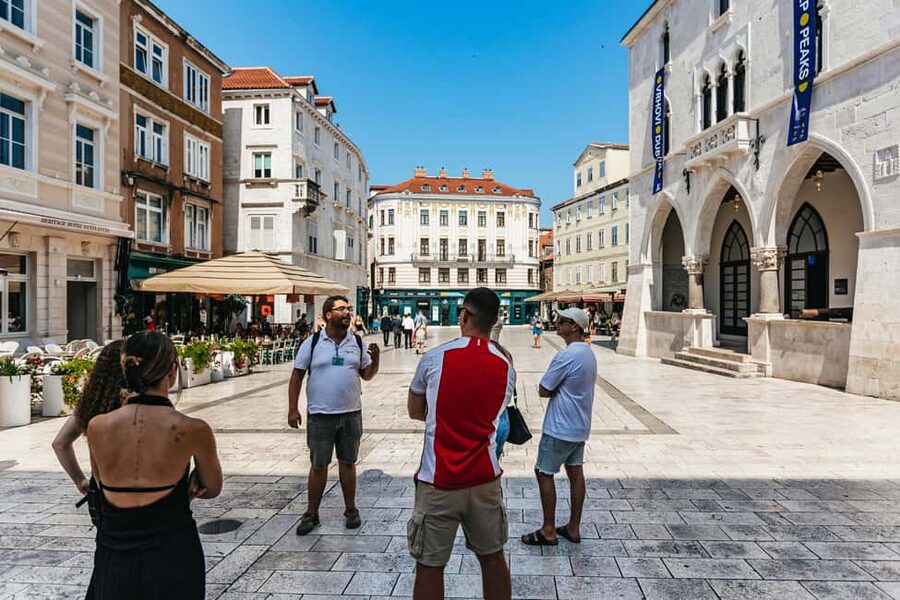 Split: Diocletian Palace & Old Town Guided Walking Tour - What the guides do best