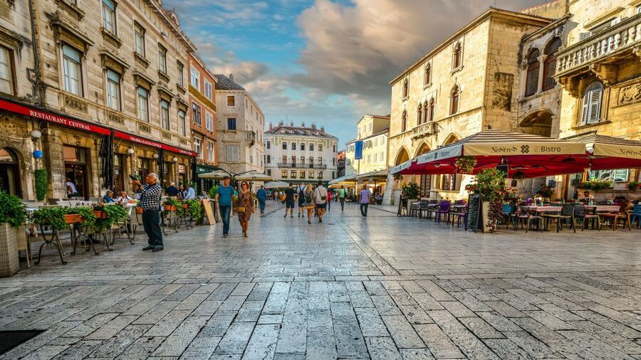 Split: Game of Thrones Tour with Diocletian's Palace Cellar - A tour guided by real enthusiasm