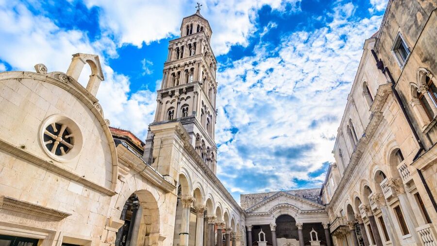 Split: Game of Thrones Tour with Diocletian's Palace Cellar - What the history adds